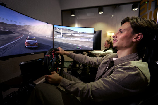 Rennsimulator - The Grid